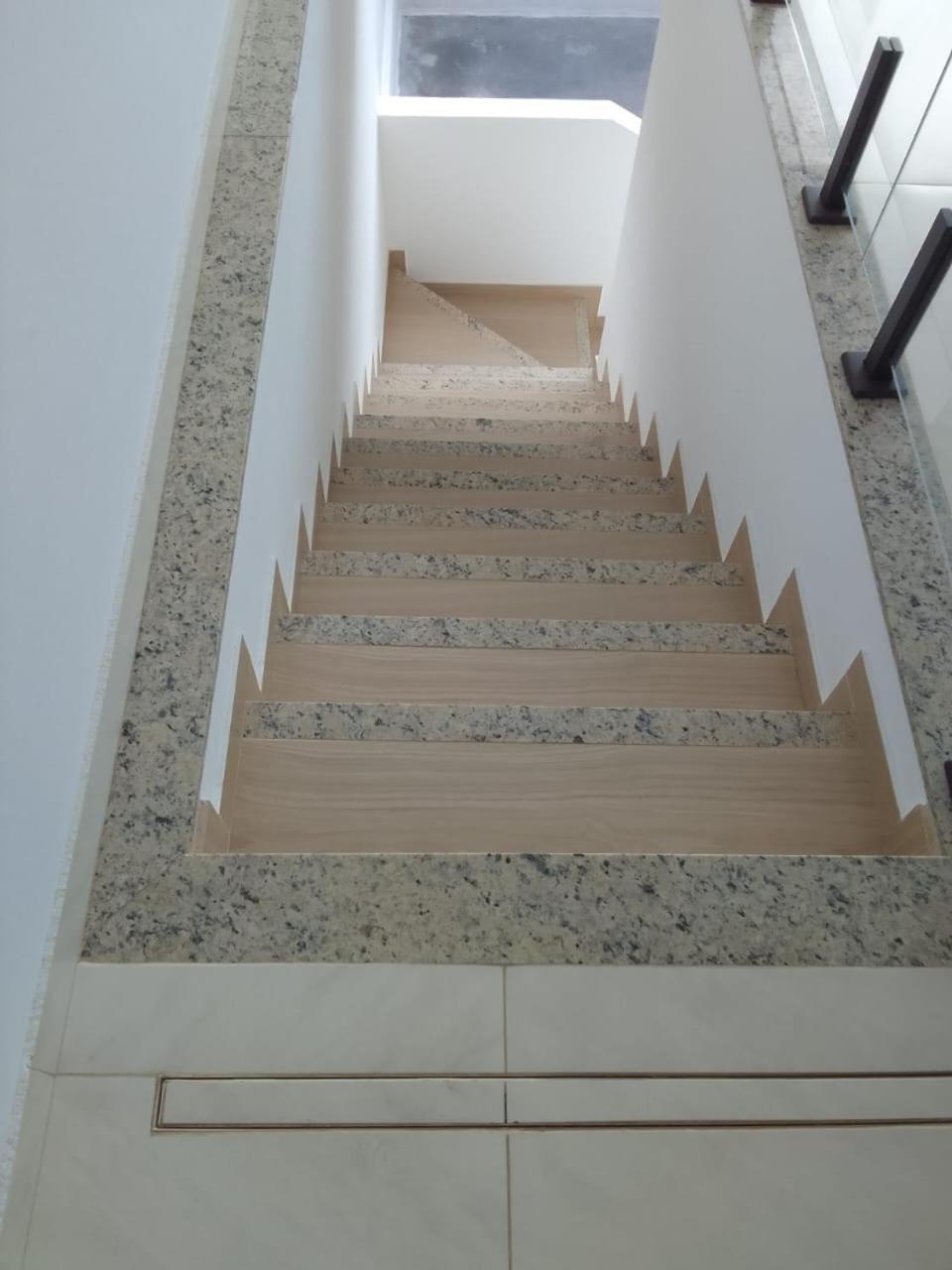 Cantinho Na Serra - Apartamento Santa Maria Madalena Buitenkant foto